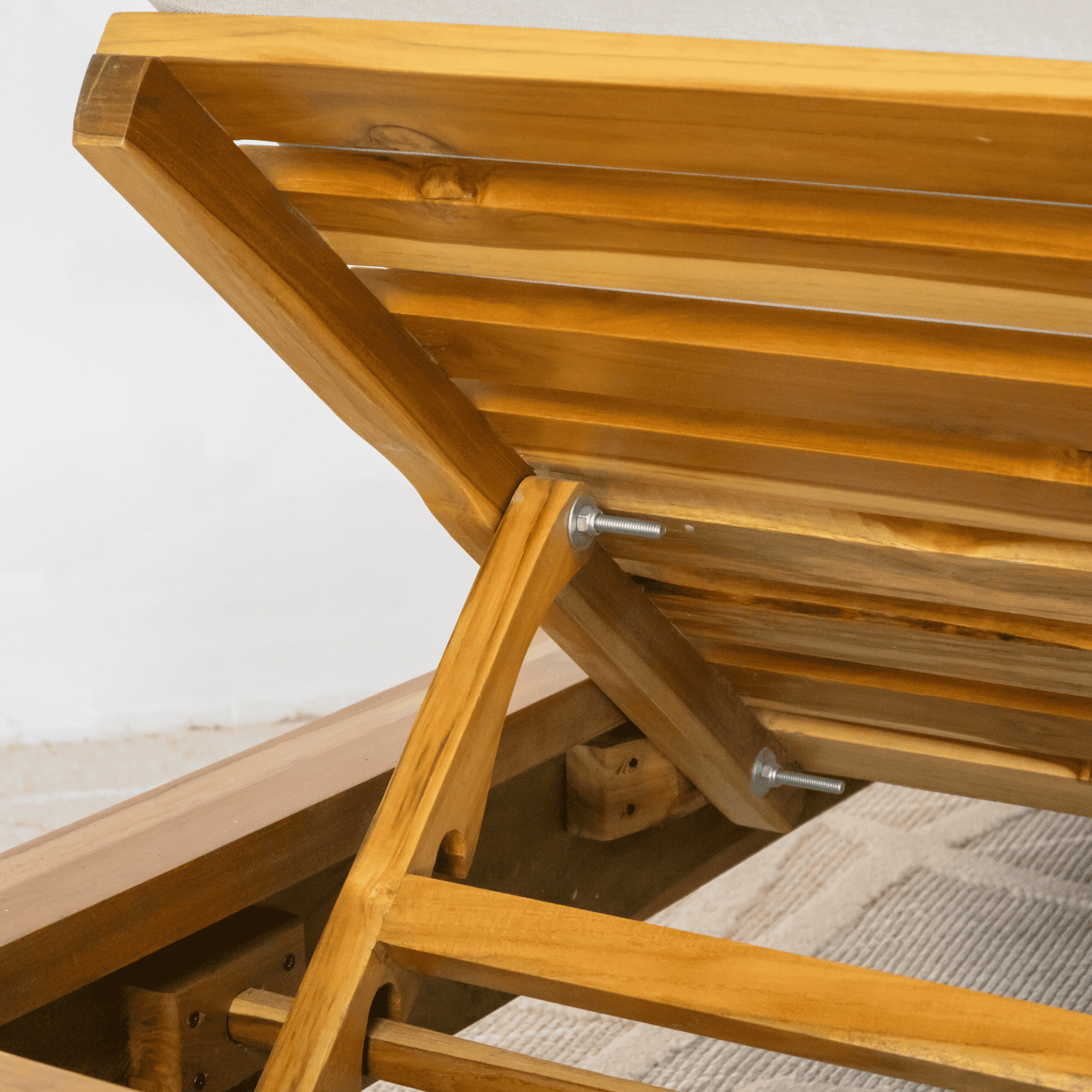 ASOLEADORA NAWA EN MADERA TECA CON COJINERÍA SILVERTEX - Imagen 6