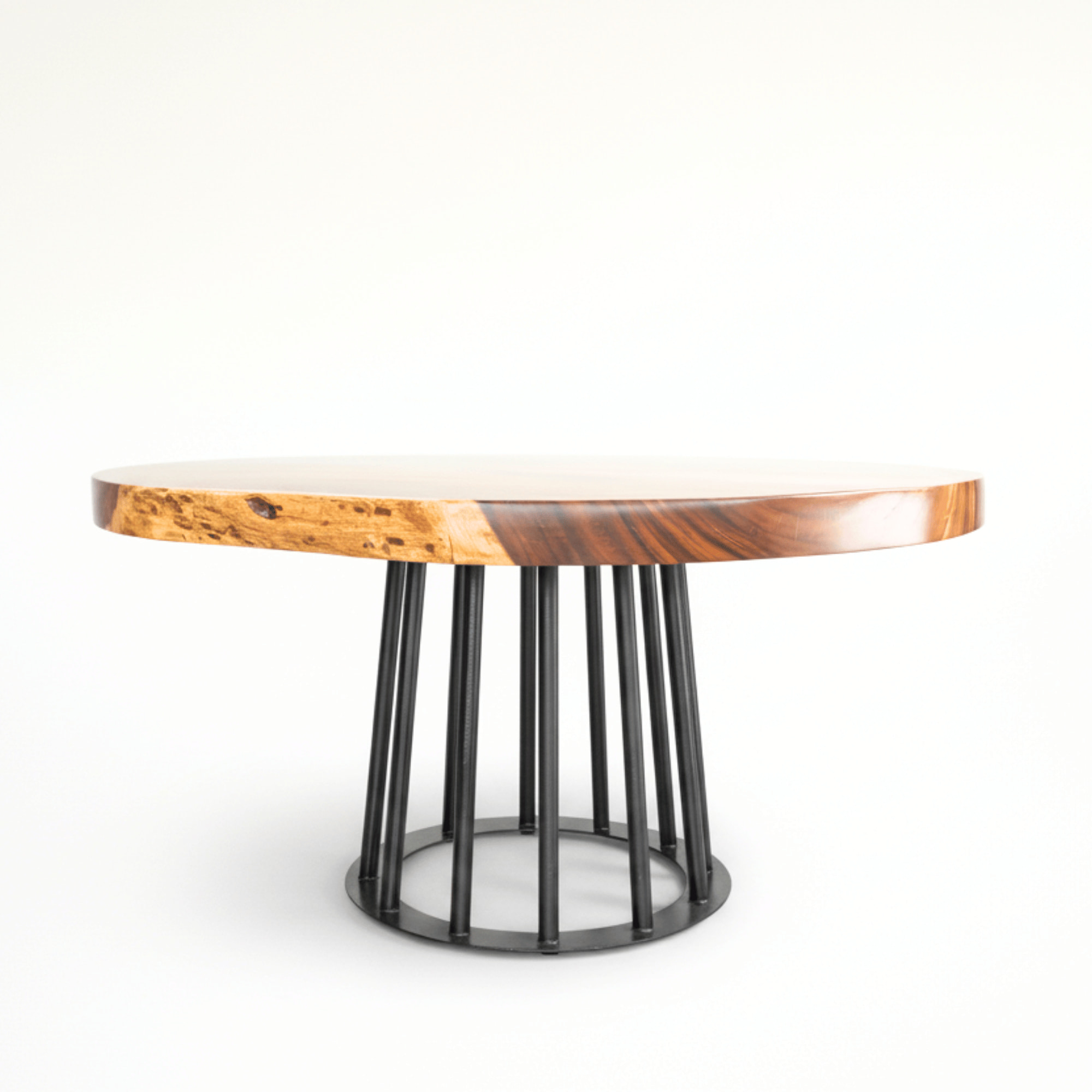 COMEDOR REDONDO SAMÁN CON BASE METÁLICA CÓNICA - Imagen 3